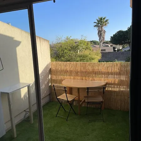 アパート - Piscine & Parking *